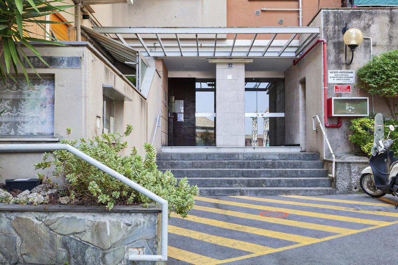 Golden Skyview From San Martino By Wonderful Italy Apartment Genova Exterior foto